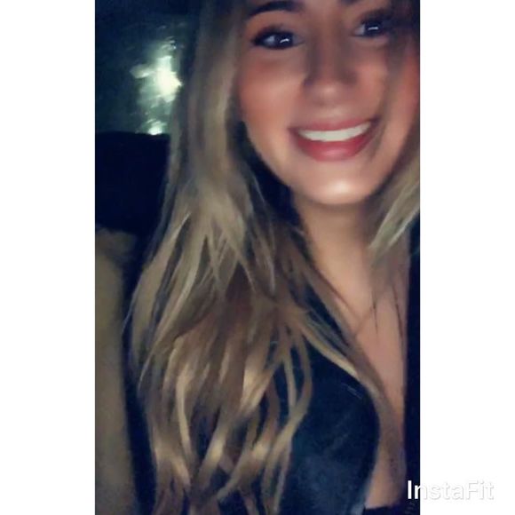 Meet your Posher, Gabrielle - Picture 1 of 1